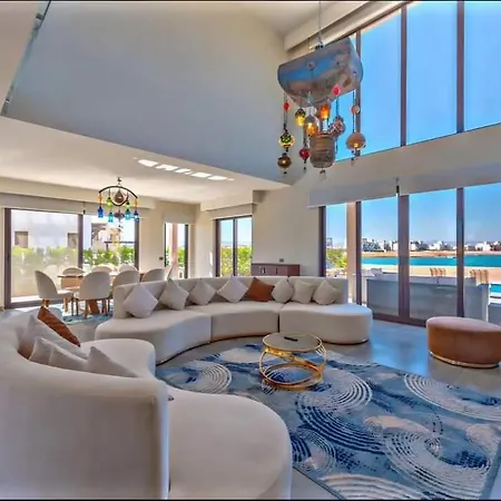 Luxury Villa In Gouna